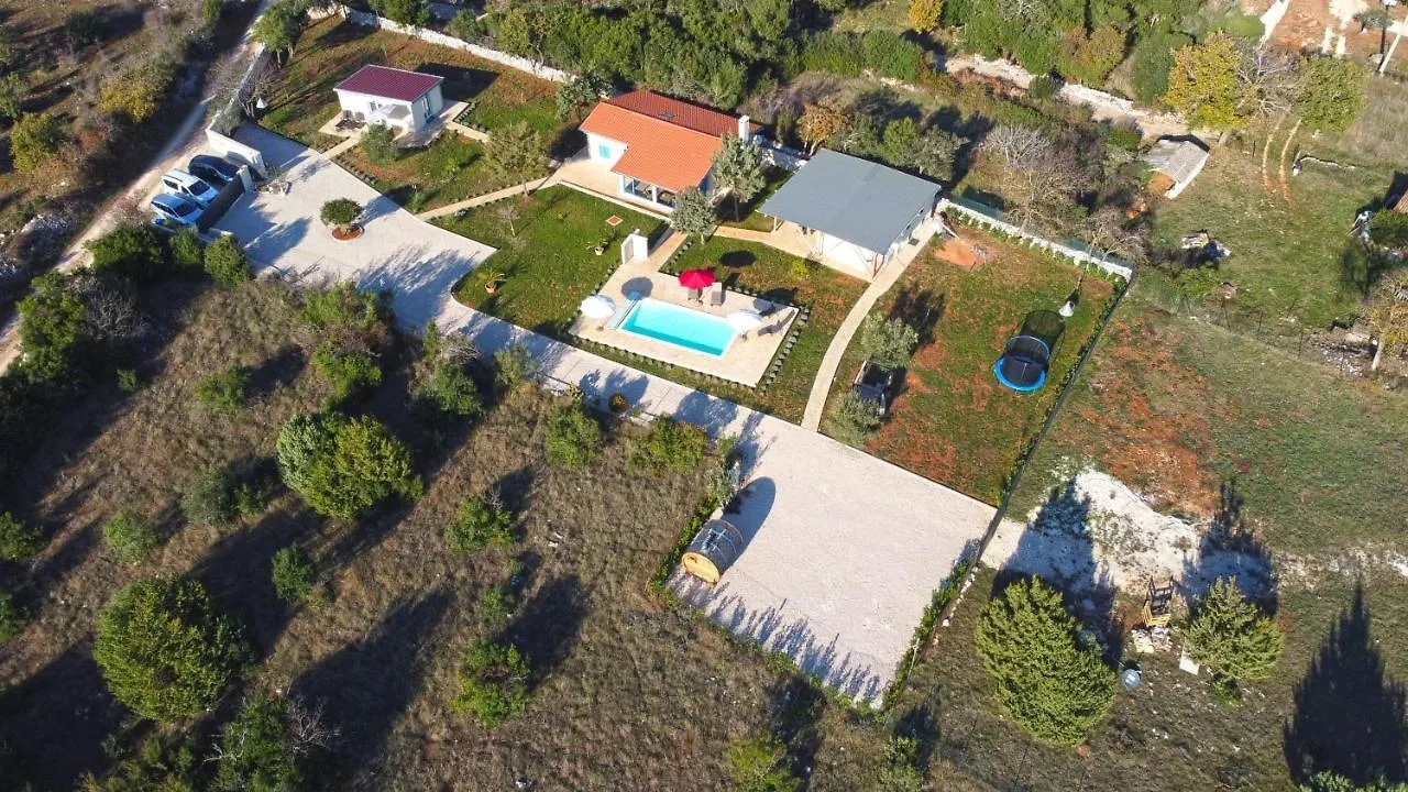 Bella Di Campo Villa Rovinj 0*,